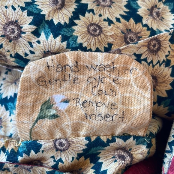 Beautiful Handmade Quilted Large Tote, Made in New Hampshire, Gently Used - Picture 10 of 10